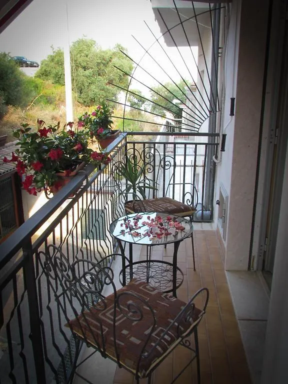 Apartament Tano'S Giardini-Naxos 0*,  Włochy