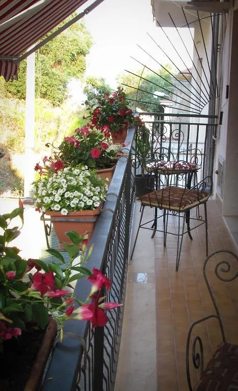 Apartment Ferienwohnung Tano'S Giardini-Naxos Italien